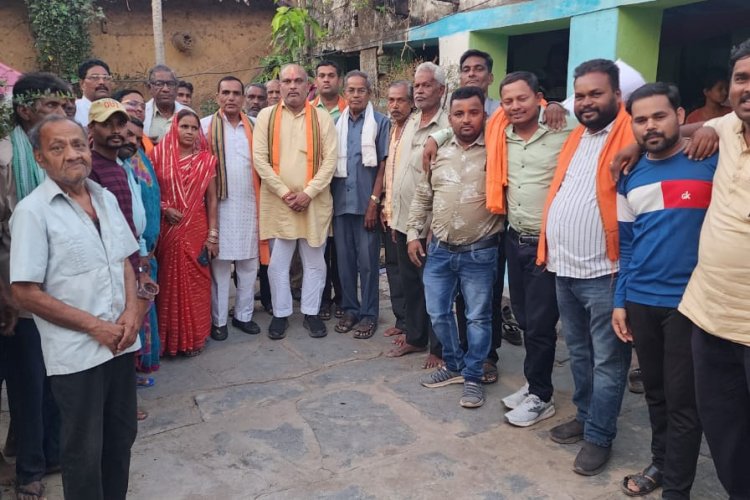 दुर्ग ग्रामीण विधानसभा क्षेत्र में ऐतिहासिक जीत दिलाने कार्यकर्ताओं को रिचार्ज करने में जुटे विधायक ललित चंद्राकर