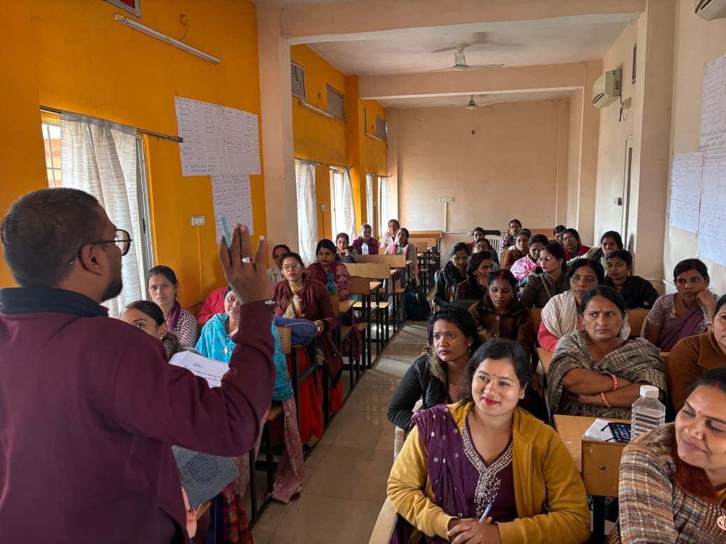 महिला उद्यमियों को आत्मनिर्भर बनाने महिला उद्यम वित्त ऋण पर दो दिवसीय प्रशिक्षण संपन्न