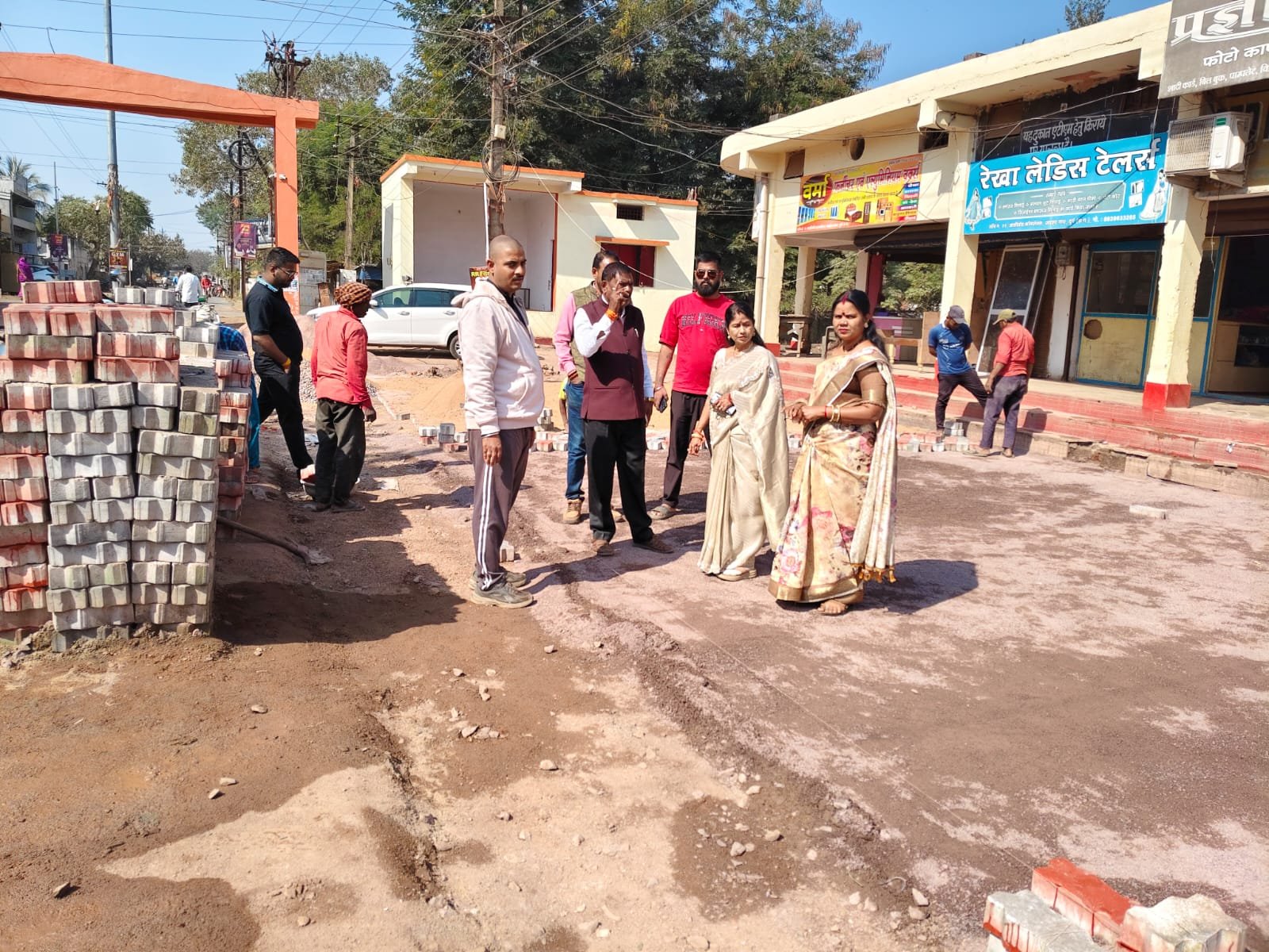 जवाहर नगर में 9 लाख के निर्माण कार्य का महापौर ने किया औचक निरीक्षण