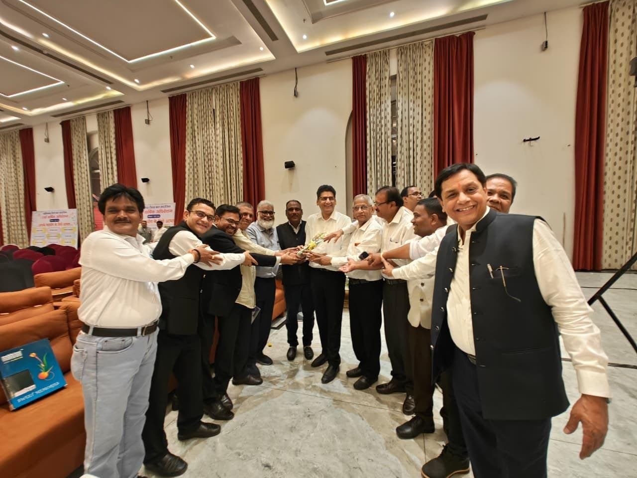 19वां छत्तीसगढ़ टैक्स बार काउंसिल अधिवेशन दुर्ग में संपन्न, प्रदेश कार्यकारिणी का निर्विरोध निर्वाचन