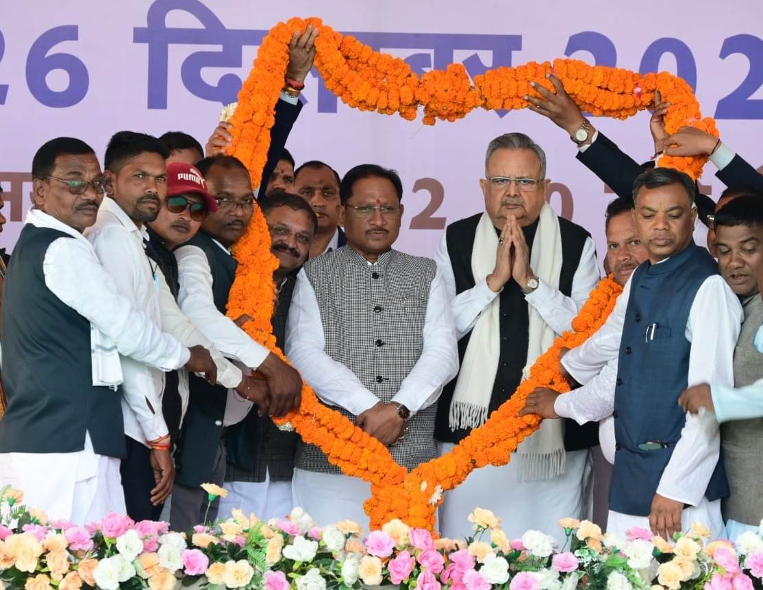 जनजातीय गौरव की स्वर्णिम विरासत: मुख्यमंत्री साय ने किया गैंदसिंह नायक की प्रतिमा का अनावरण - दक्षिणापथ समाचार पत्र - हकीकत के धरातल पर...