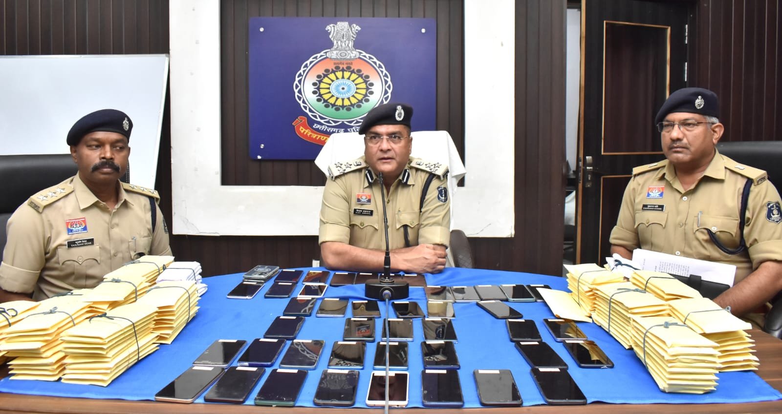 एसीसीयू ने खोजे 201 गुम मोबाइल, 41 लाख रुपये के मोबाइल बरामद
