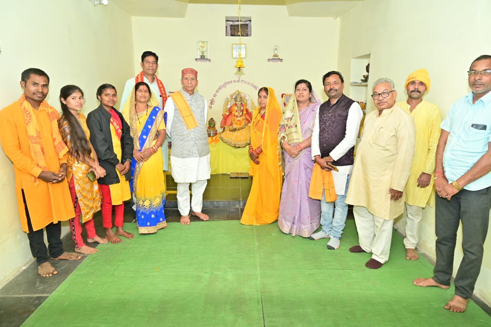 कोकड़ी में हो रही 5 कुंडीय गायत्री महायज्ञ एवं शिव महापुराण कथा शामिल हुये पूर्व गृहमंत्री ताम्रध्वज साहू