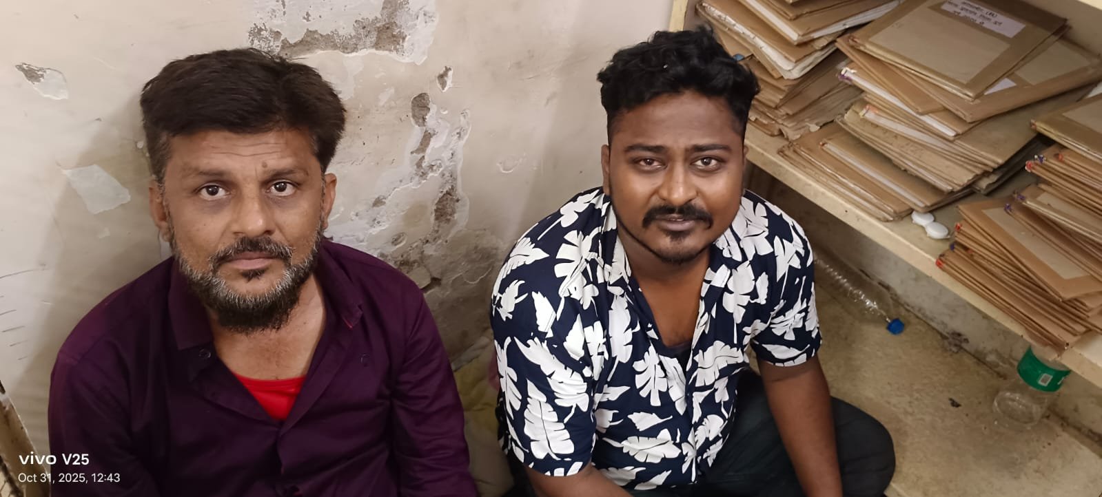 अवैध नशीली कफ सिरप बिक्री का भंडाफोड़, दुर्ग पुलिस की ऑपरेशन ‘विश्वास’ में बड़ी सफलता अवैध नशीली कफ सिरप बिक्री का भंडाफोड़, दुर्ग पुलिस की ऑपरेशन ‘विश्वास’ में बड़ी सफलता