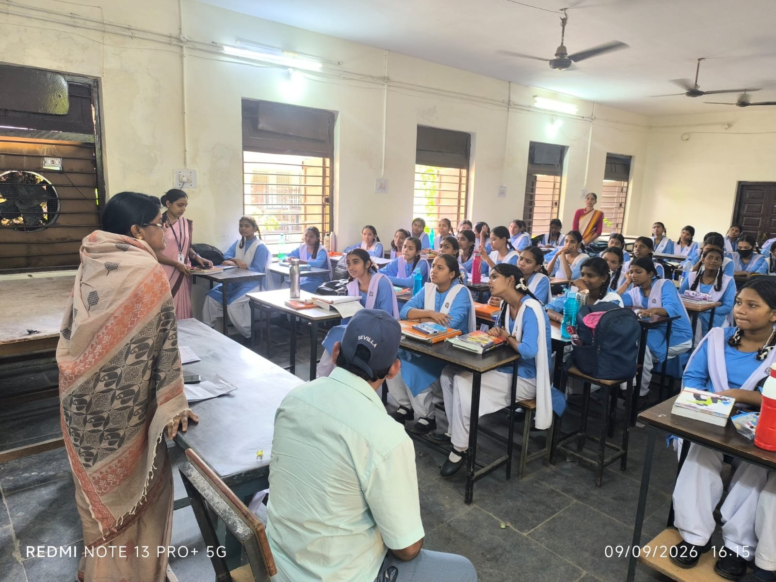 आदर्श कन्या विद्यालय में ‘उद्यमिता प्रोत्साहन कार्यक्रम’ संपन्न