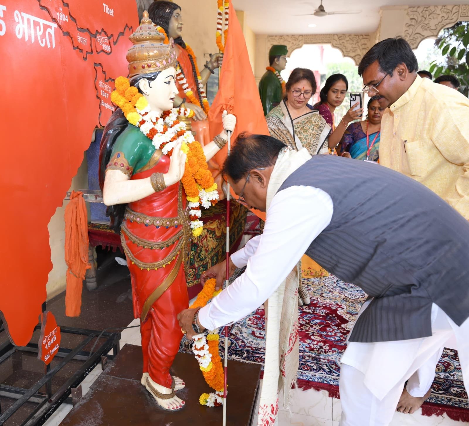 Image after paragraph