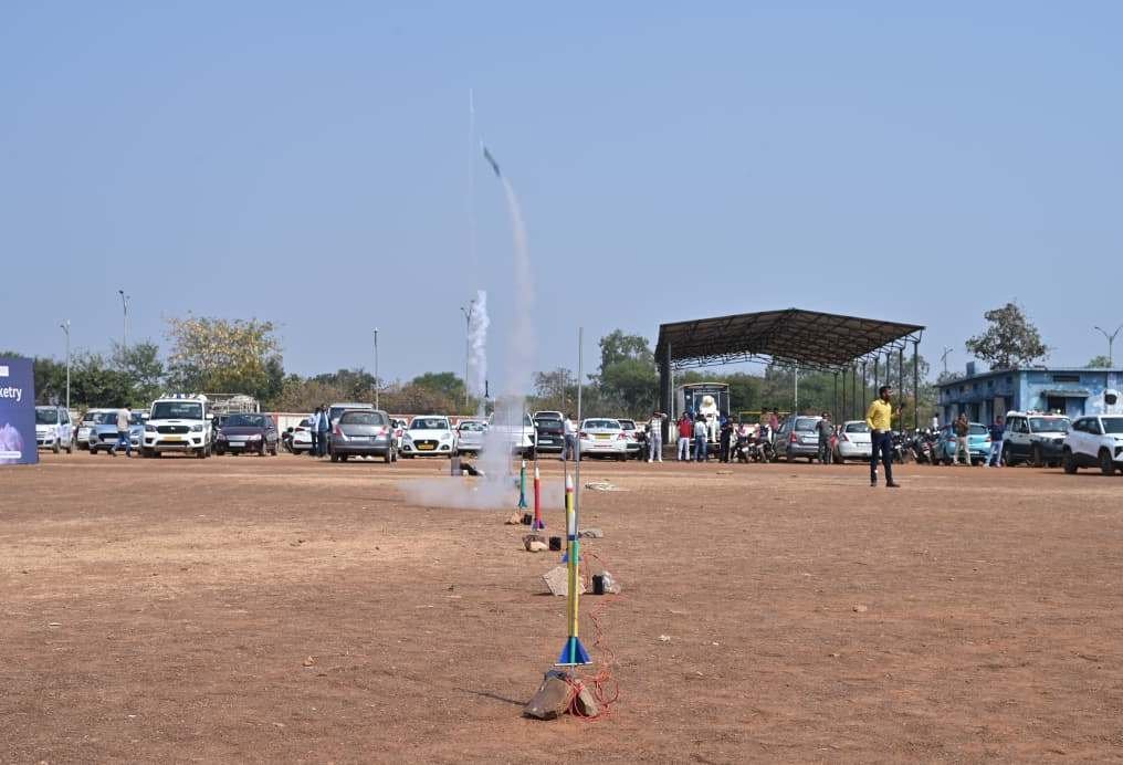 Image after paragraph