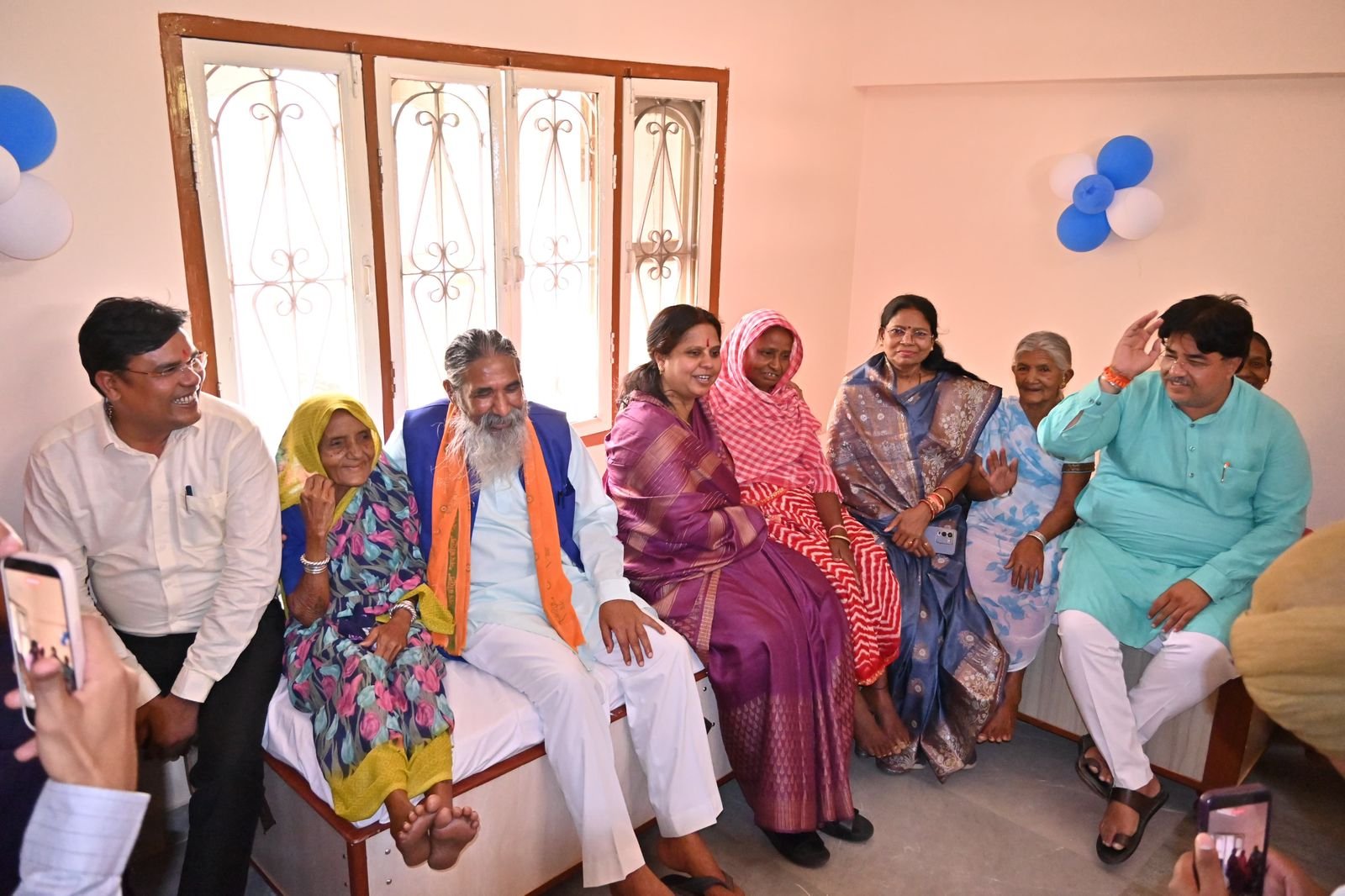 Image after paragraph