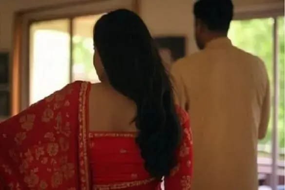 पत्नी के आशिक से पति ने की दोस्ती, फिर शराब पिलाकर पहले काटा गला और दी दिल दहला देने वाली मौत पत्नी के आशिक से पति ने की दोस्ती, फिर शराब पिलाकर पहले काटा गला और दी दिल दहला देने वाली मौत