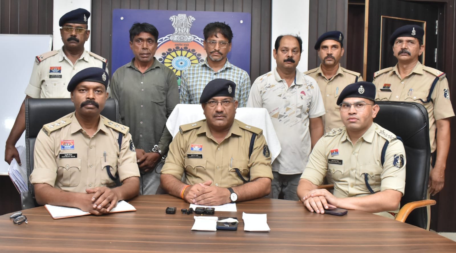 दुर्ग पुलिस की बड़ी कार्रवाई: 15 टन से अधिक कोयला जब्त, फर्जी जीएसटी बिल गिरोह का भंडाफोड़, तीन आरोपी गिरफ्तार