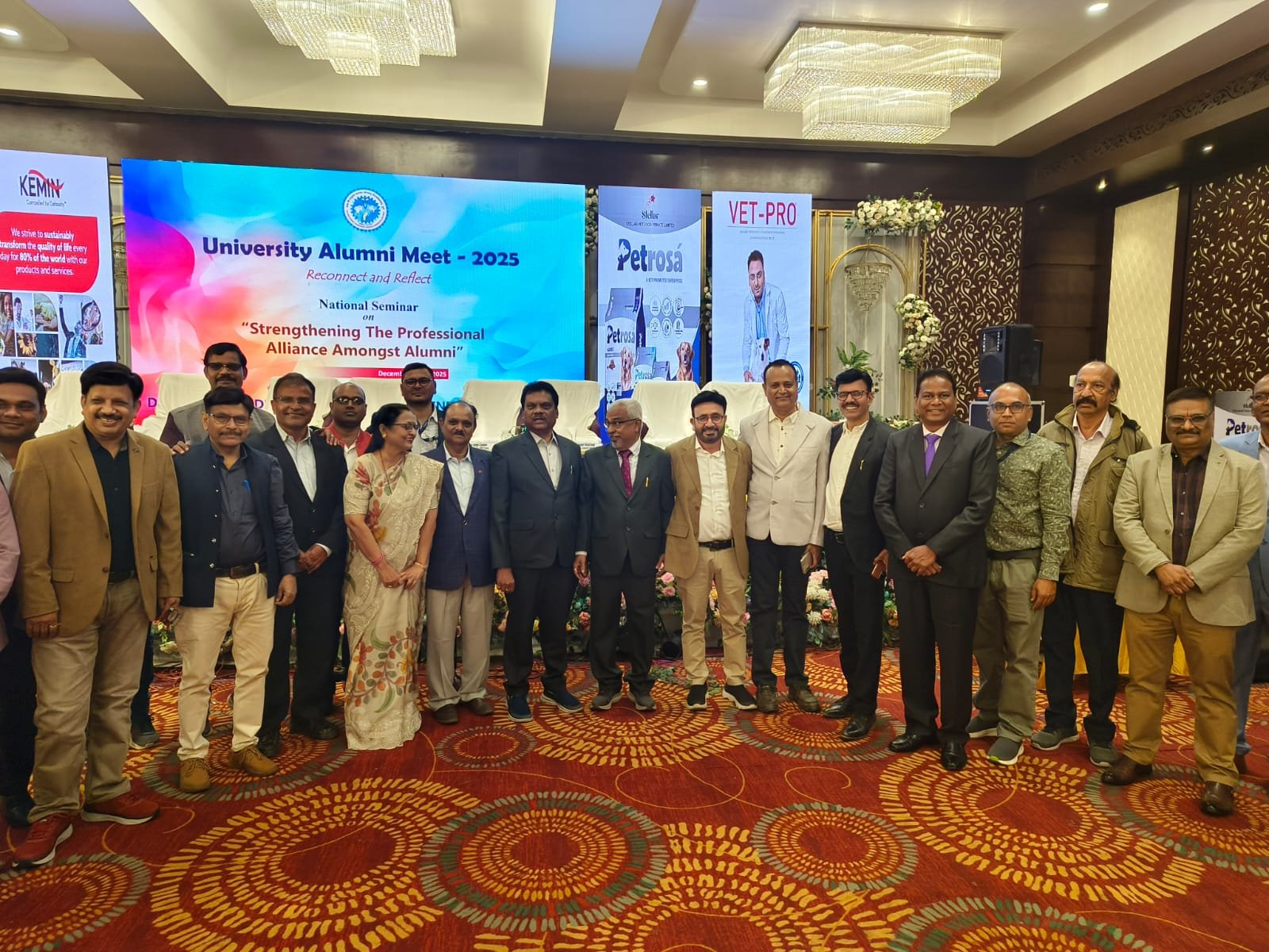 वेटरनरी यूनिवर्सिटी के एलुमनाई मीट में देश-विदेश से जुटे भूतपूर्व छात्र