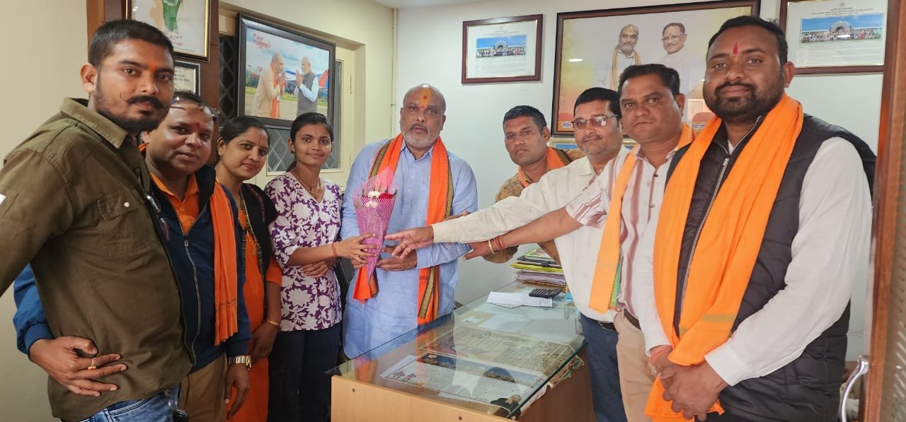 उतई की बेटी चेतना साहू ने बॉल बैडमिंटन में भारत को दिलाया स्वर्ण, विधायक ललित चंद्राकर ने दी बधाई