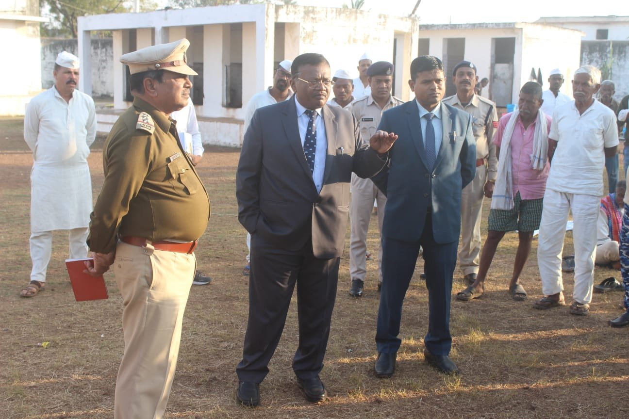 प्रधान जिला एवं सत्र न्यायाधीश द्वारा केन्द्रीय जेल दुर्ग का निरीक्षण