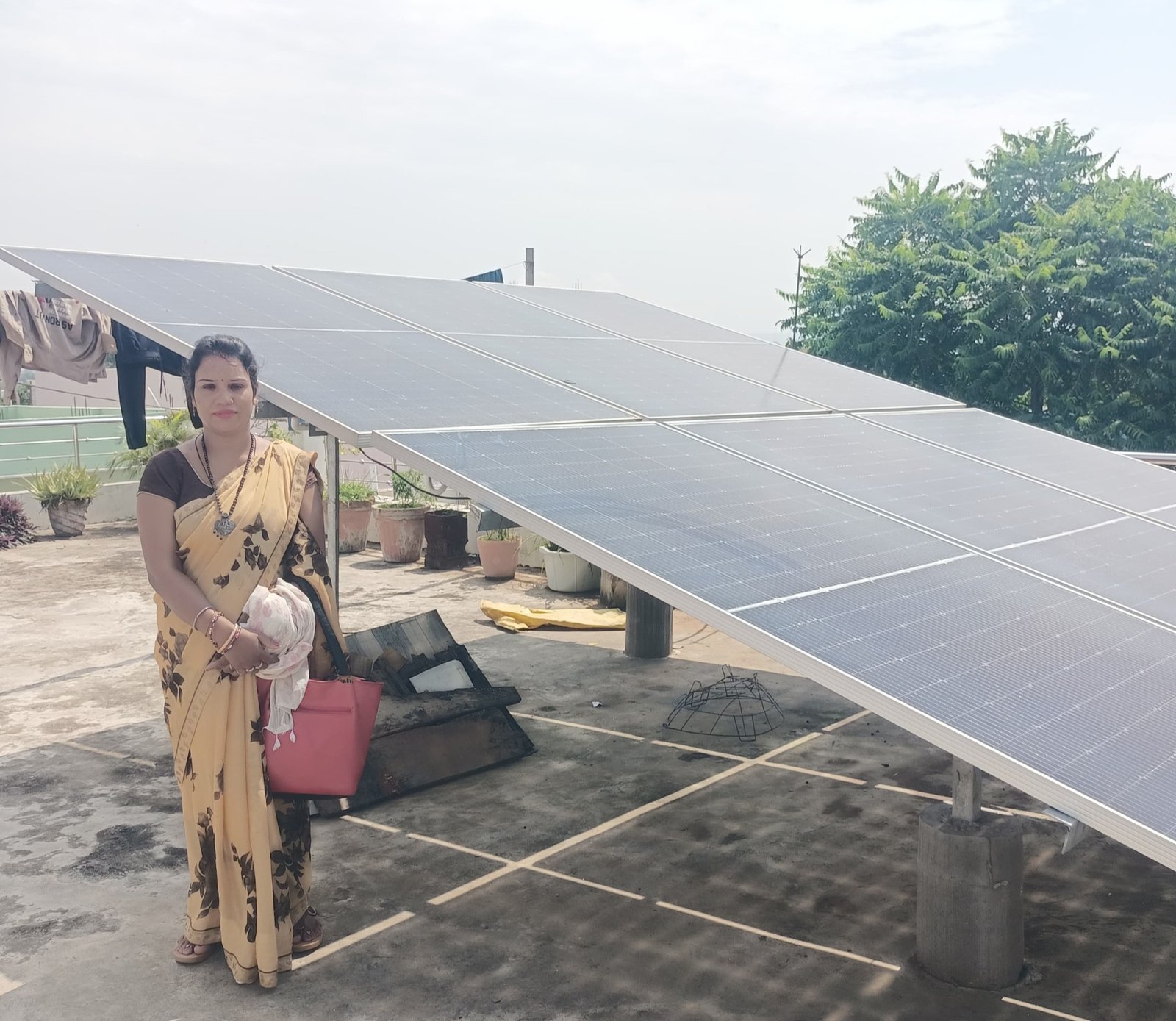 पीएम सूर्य घर से रोशन हो रहा अकत राम ध्रुव का घर