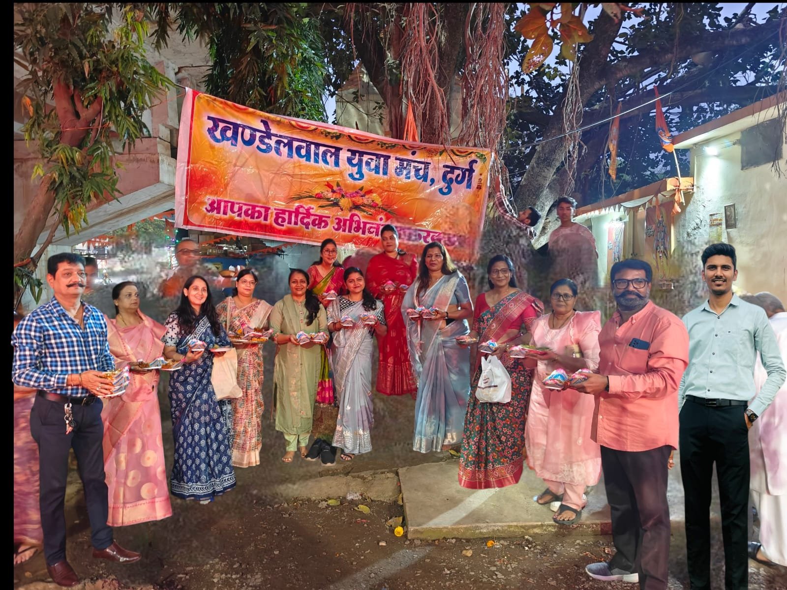 कार्तिक पूर्णिमा पर शिवनाथ नदी तट पर खण्डेलवाल युवा मंच ने किया भव्य दीप दान कार्यक्रम