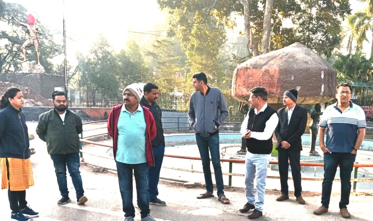 आयुक्त सुमित अग्रवाल का मॉर्निंग विजिट, सौंदर्यीकरण व अवैध कब्जों पर सख्त निर्देश