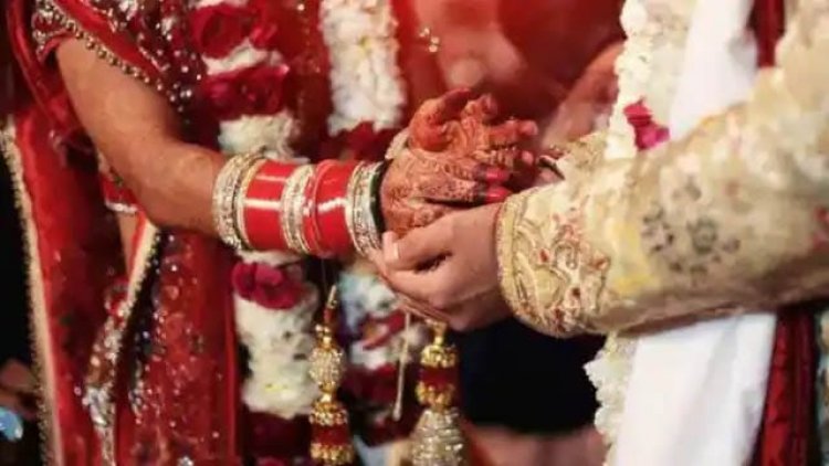 शादी करने के बाद गोवा पहुंचे कपल ने खाया जहर, लड़की ने पुलिस को बताया क्यों उठाया ऐसा कदम