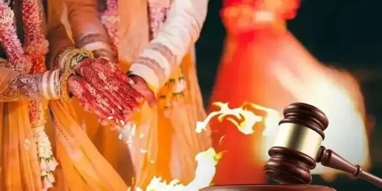 सात फेरों के बिना हिन्दू विवाह मान्य नहींः सुप्रीम कोर्ट