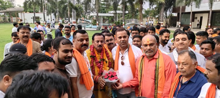 विधायक ललित चन्द्राकर ने विजय बघेल को दूसरी बार ऐतिहासिक जीत से निर्वाचित होने पर दिया बधाई
