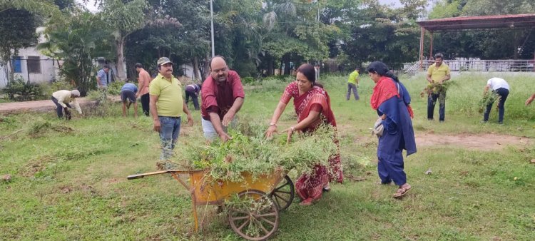 निःस्वार्थ स्वच्छता अभियान सराहनीय - महापौर